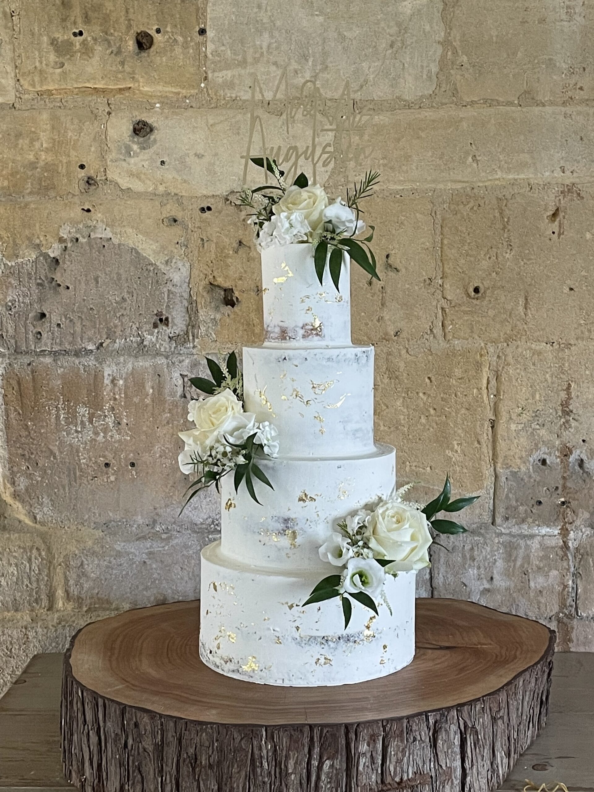 Wedding Cake Ideas: Inspiration for 2024 - Lapstone Barn