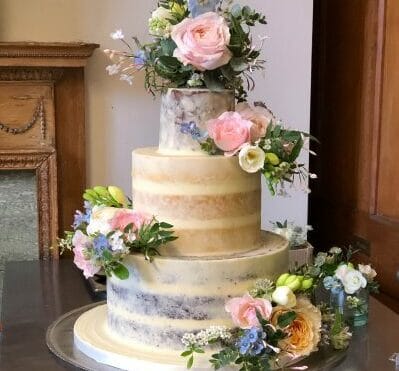 Semi-Naked-3-tier-MbyL-400x516 | Lapstone Barn